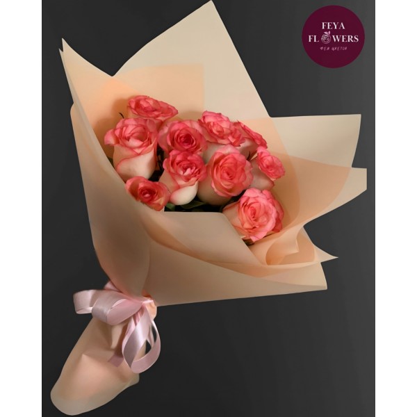 Bouquet of 11 pink roses